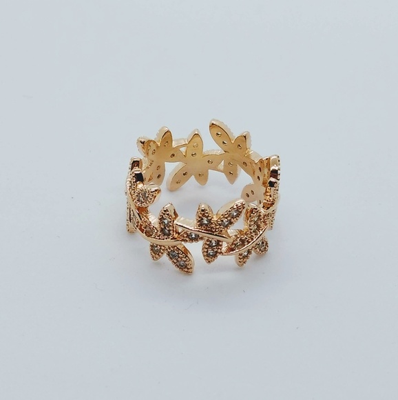 New Rose Gold or Silver Butterfly Ring You Pick - Picture 2 of 8